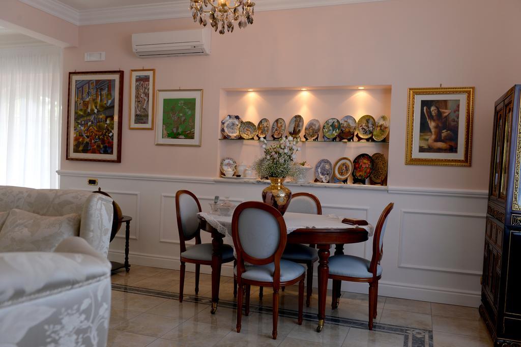 Il Giardino Delle Jacaranda Bed & Breakfast Talsano Bagian luar foto